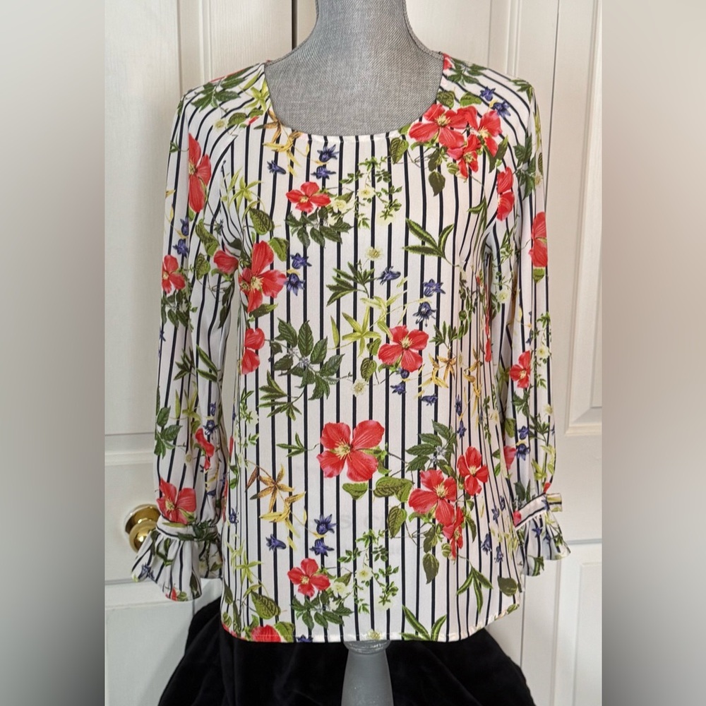 Rose + Olive Floral Spring Blouse- Sz XS